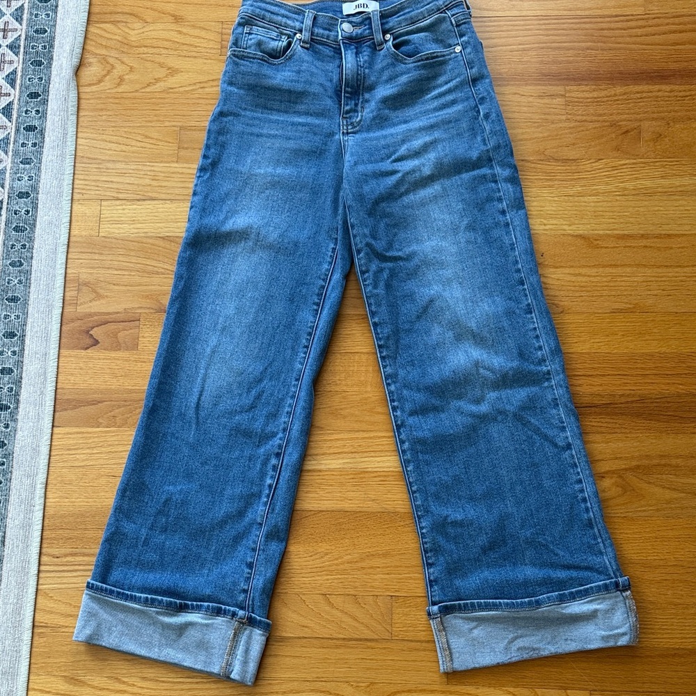 JBD Denim wide leg Jeans in Classic Blue with cuffs
